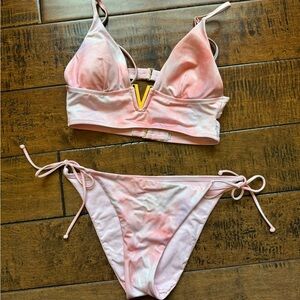 Victoria’s Secret bikini size M